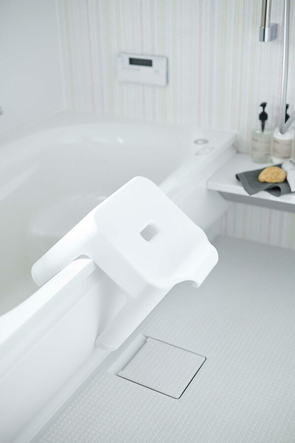 山崎実業 引っ掛け風呂イス タワー ホワイト 4903208053839 【品番：05383】●