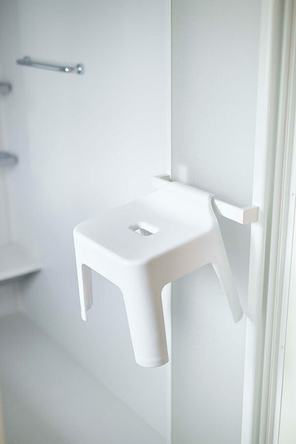 山崎実業 引っ掛け風呂イス タワー ホワイト 4903208053839 【品番：05383】●