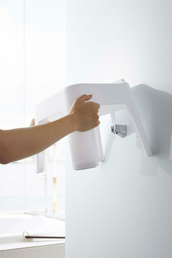 山崎実業 引っ掛け風呂イス タワー ホワイト 4903208053839 【品番：05383】●