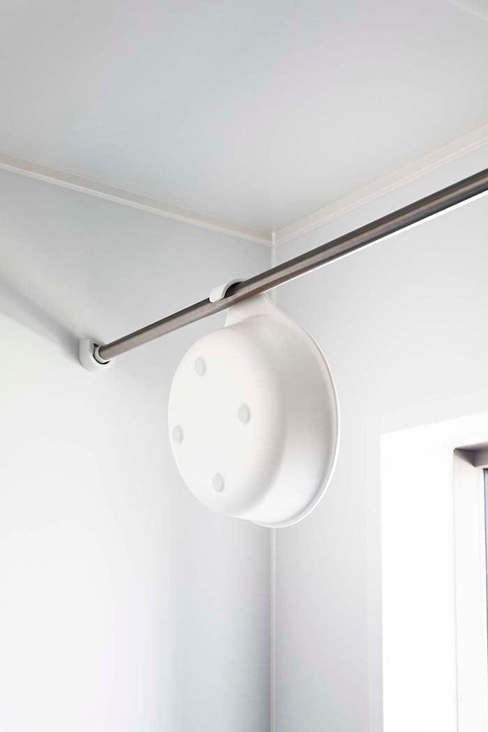 山崎実業　マグネット&引っ掛け湯おけ ミスト　ホワイト　【品番：07322】