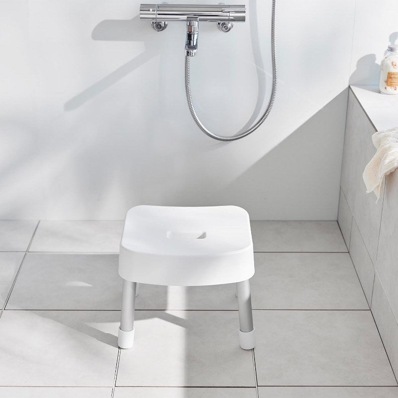 山崎実業　マグネット風呂イス ミスト SH25 ホワイト 4903208017213　【品番：01721】