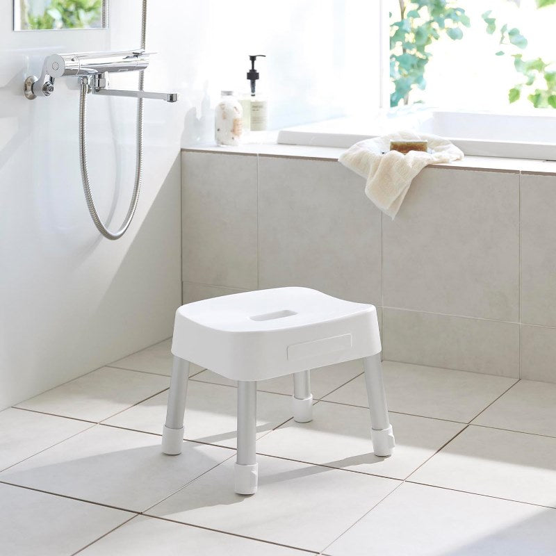 山崎実業　マグネット風呂イス ミスト SH25 ホワイト 4903208017213　【品番：01721】