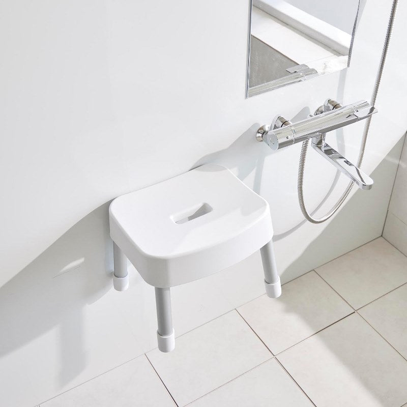 山崎実業　マグネット風呂イス ミスト SH25 ホワイト 4903208017213　【品番：01721】