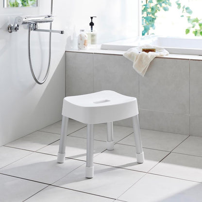 山崎実業　マグネット風呂イス ミスト SH30 ホワイト 4903208017237　【品番：01723】
